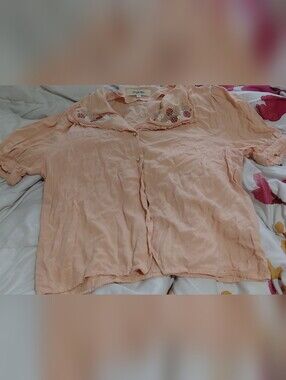 Simple Retro Vintage Inspired Peach Button-Front Blouse with Embroidered Collar